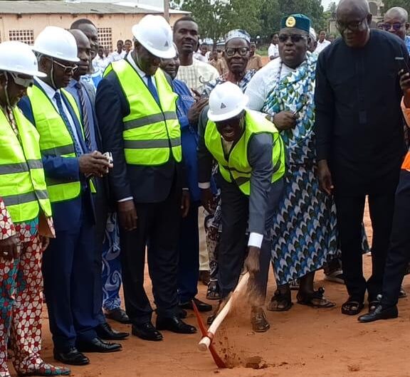 Lancement de la phase 2 du projet PAQEEB à Lomé